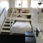 Den Gamle Arrest Bed and breakfast 3*