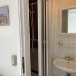 Den Gamle Arrest Bed and breakfast 3*