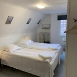 Den Gamle Arrest Bed and breakfast 3*