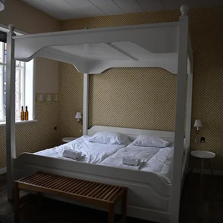 Nocleg ze śniadaniem Den Gamle Arrest 3*