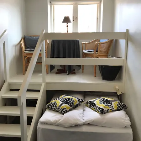 Den Gamle Arrest فندق مبيت وإفطار 3*
