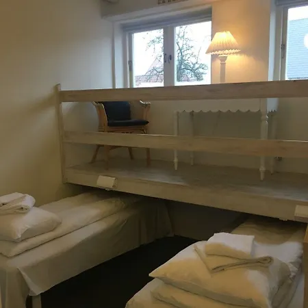 فندق مبيت وإفطار Den Gamle Arrest 3*