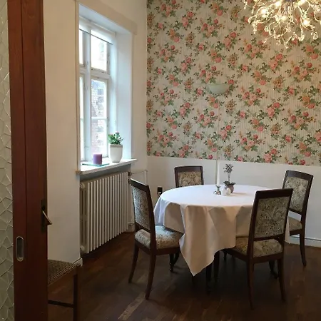 Bed & Breakfast Den Gamle Arrest