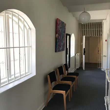 فندق مبيت وإفطار Den Gamle Arrest