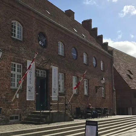 Den Gamle Arrest 3*