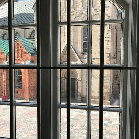 Den Gamle Arrest فندق مبيت وإفطار 3*