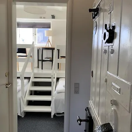 Den Gamle Arrest Bed & Breakfast