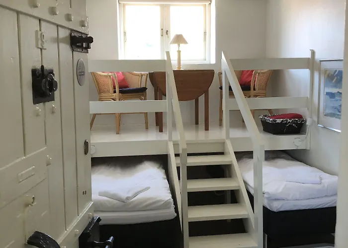 Den Gamle Arrest Bed and Breakfast