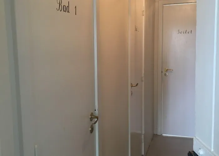 Bed & Breakfast Den Gamle Arrest 3*