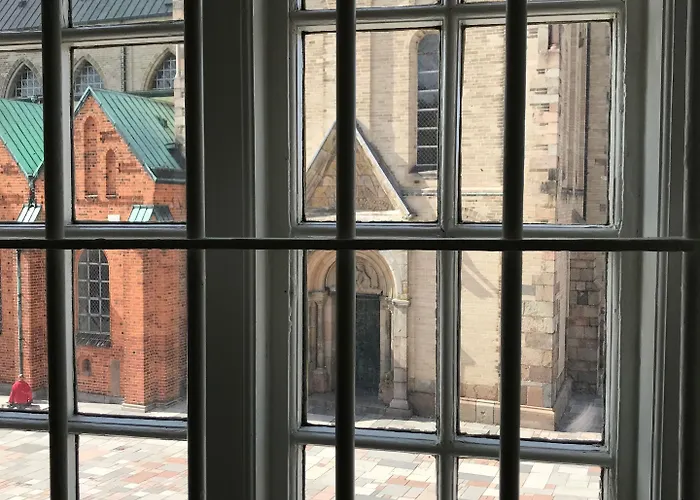 Den Gamle Arrest Bed & Breakfast 3*