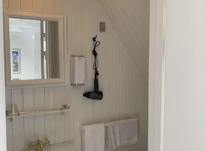 Den Gamle Arrest Bed and Breakfast 3*